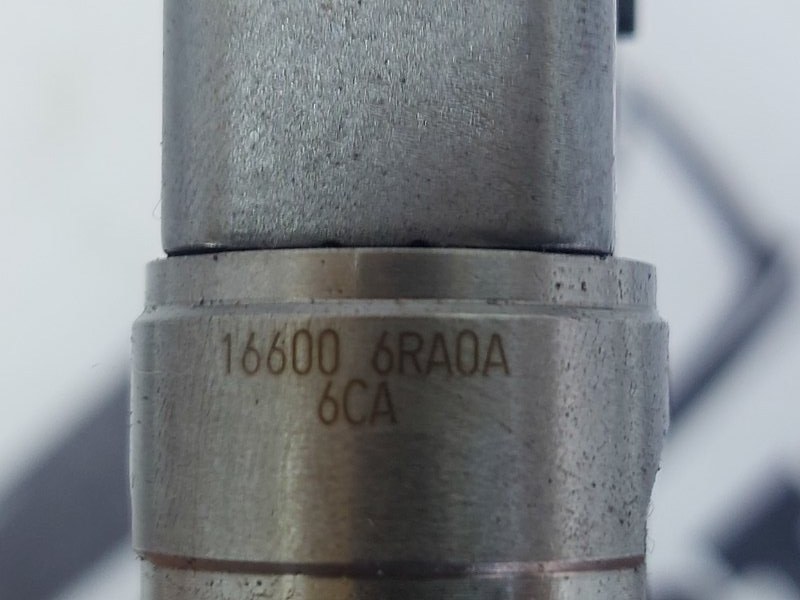 Форсунка топливная Rogue 2020-2024 T33 2.5