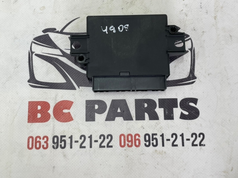 Блок управления парктроником Nissan Rogue T33 2.5