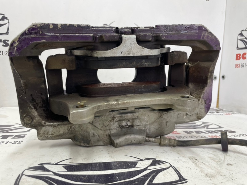 Суппорт тормозной передний правый A6 2010-2018 С7 2.0