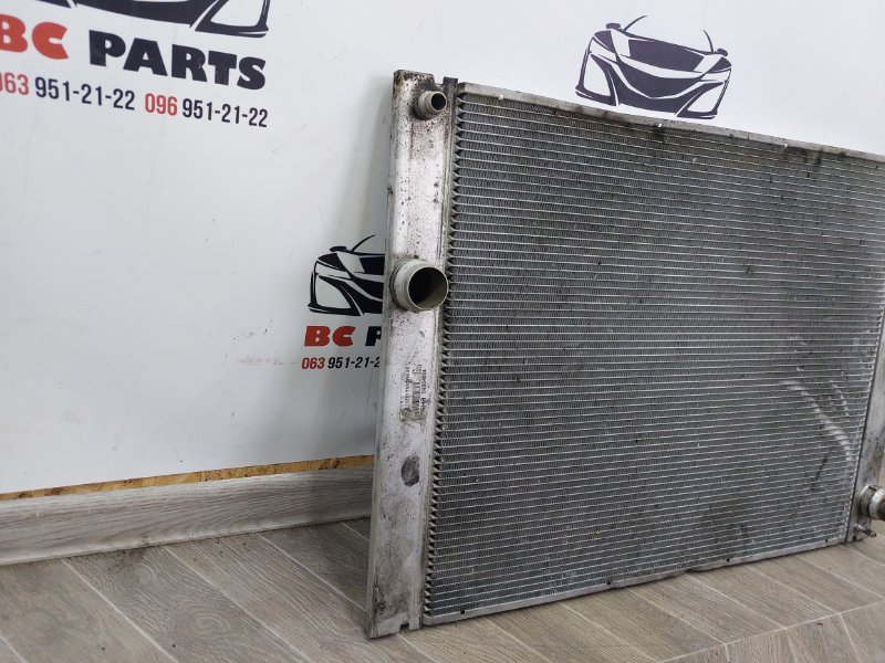 Радиатор охлаждения двигателя Bmw 5 E60 4.4