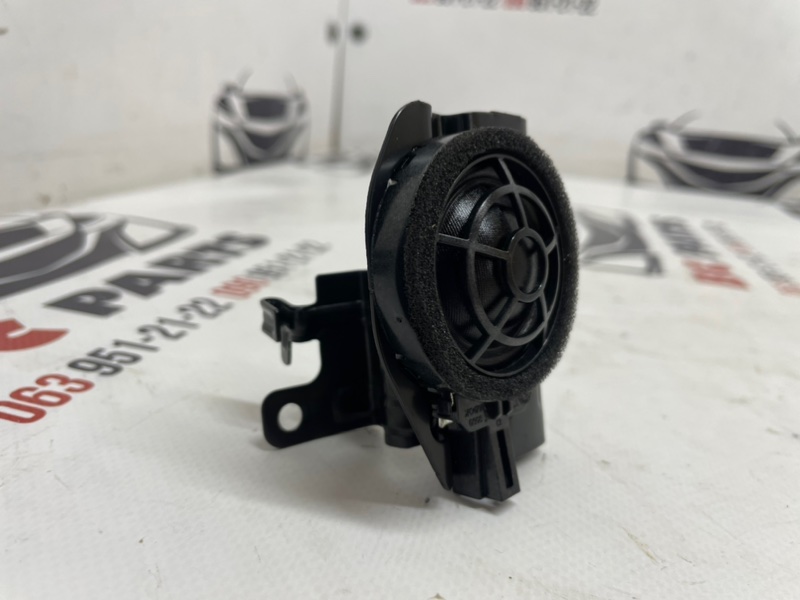 Динамик передний правый Audi Q5 2021 2.0 80A035400D Б/У