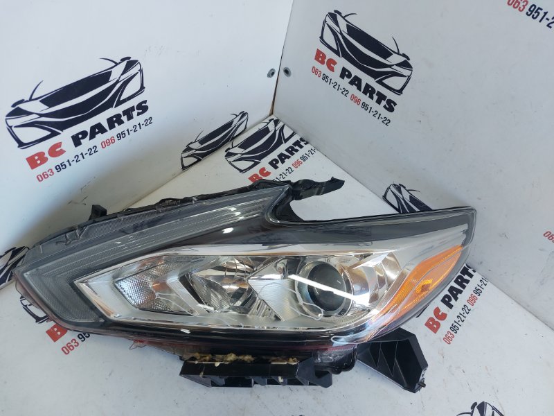 Фара галогеновая передняя левая Nissan ALTIMA 2016-2018 L33 2.5 260609HS0A Б/У