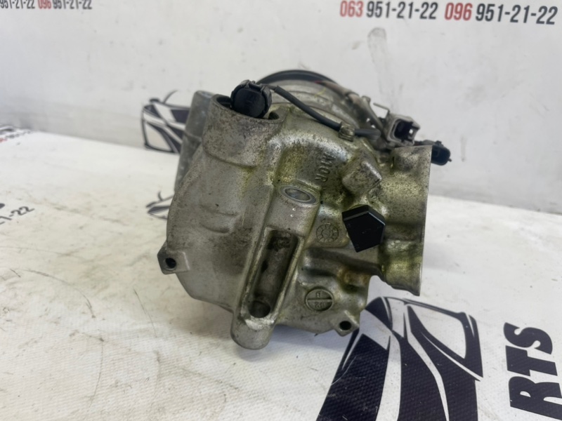 Компрессор кондиционера Nissan Sentra B17 1.8