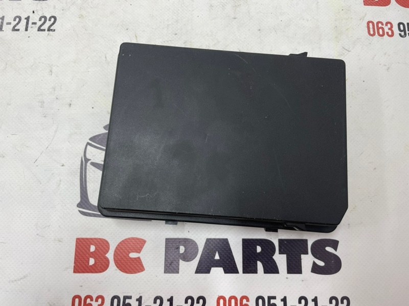 Блок предохранителей под капот Rogue 2023 T33 1.5