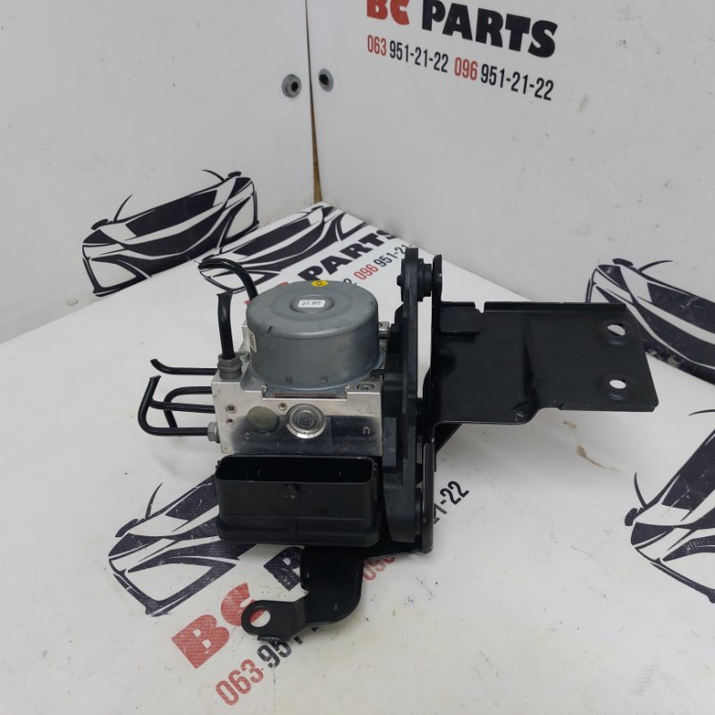 Блок ABS Audi A3 2012-2020 8V 2.0 5Q0614517AR Б/У