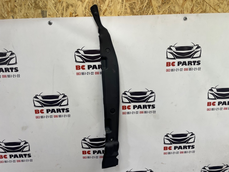 Накладка крыла передняя правая Nissan Rogue 2021 T33 2.5 631306RA0A Б/У