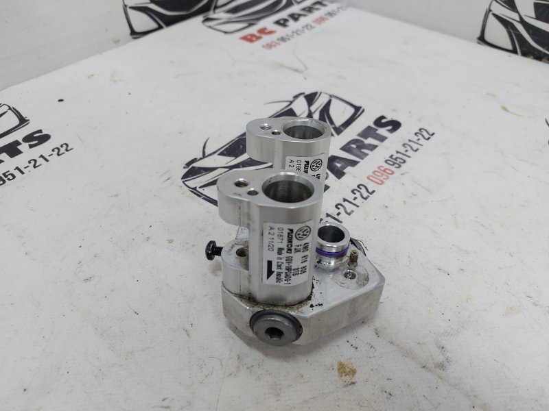 Клапан кондиционера Audi Q5 80A 2.0