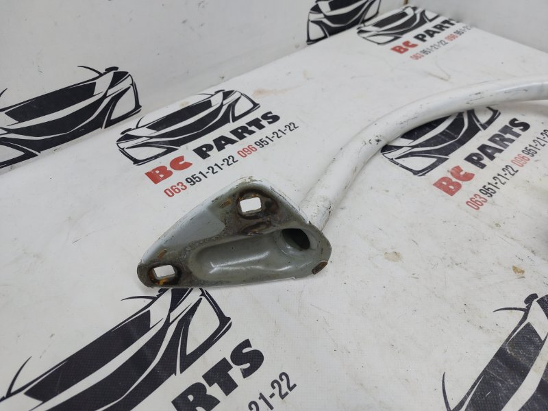 Петля крышки багажника правая Passat CC 2008-2016 2.0