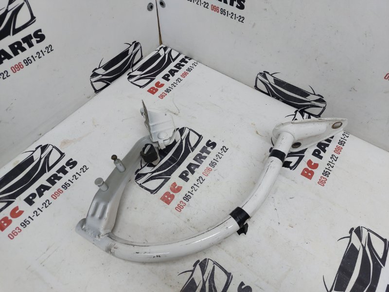 Петля крышки багажника левая Volkswagen Passat CC 2008-2016 2.0 3C8827301A Б/У