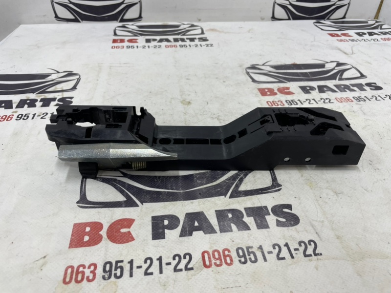 Механизм ручки двери передний левый Nissan Rogue 2021 T33 2.5 806116RA0A Б/У