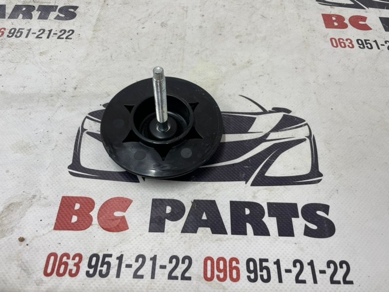 Болт крепления запасного колеса Nissan Rogue 2013-2020 T32 2.5 74810JY01A Б/У