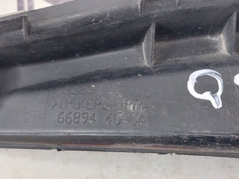 Уголок жабо правый Q 50 2013-2021 3.0