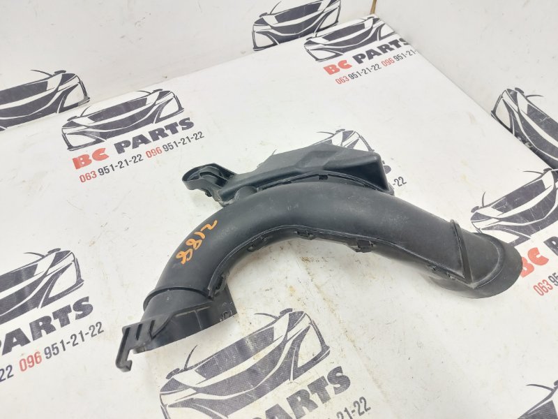 Резонатор воздушного фильтра Nissan Sentra 2012-2019 B17 1.8 165543RC2B Б/У