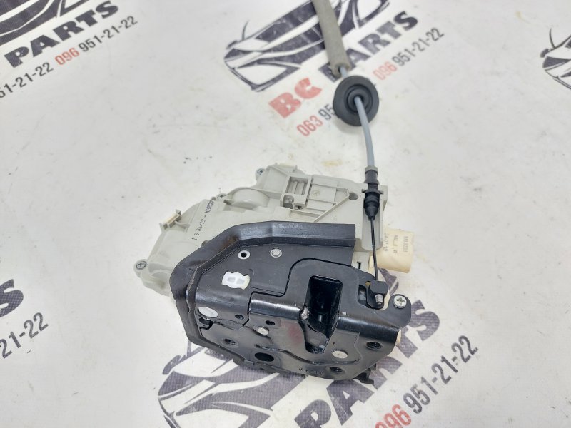 Замок боковой двери задний левый Q5 2019 2.0