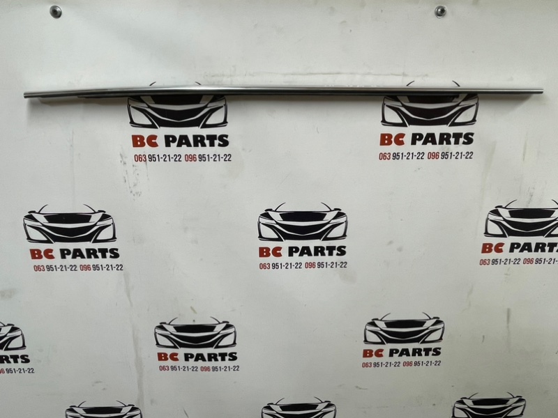 Молдинг двери задний правый Q5 2017 2.0