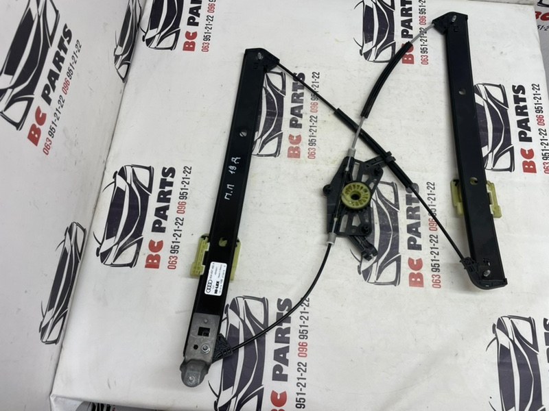 Запчасть стеклоподъемный механизм передний правый Audi Q5 2017 2.0 80A837462A Б/У Стеклоподъемный механизм передний правый Audi Q5 2017 2.0 80A837462A Б/У