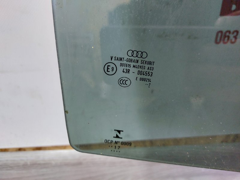 Стекло двери заднее правое Q5 2017-2024 80A Стекло двери заднее правое Q5 2017-2024 80A