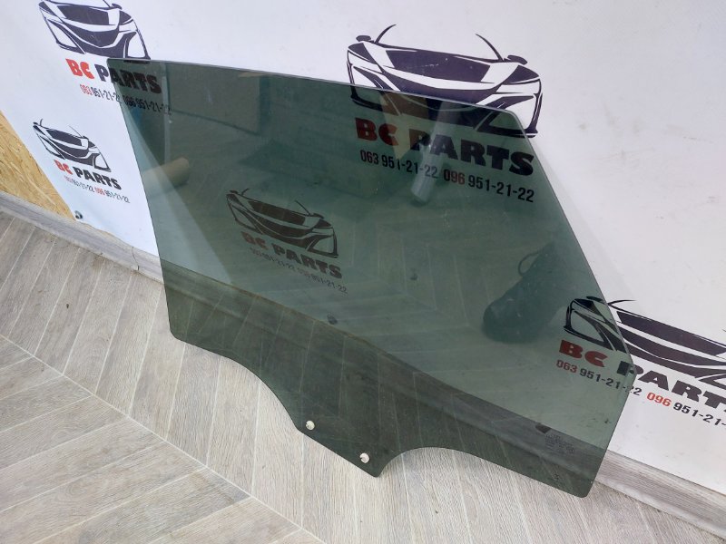 Стекло двери заднее правое Q5 2017-2024 80A Стекло двери заднее правое Q5 2017-2024 80A