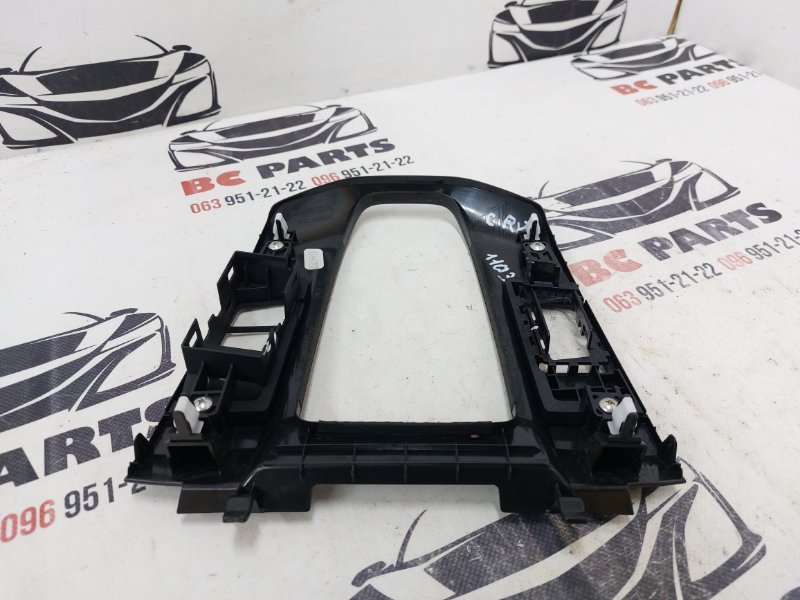 Накладка центральной консоли CR-V 2020 1.5