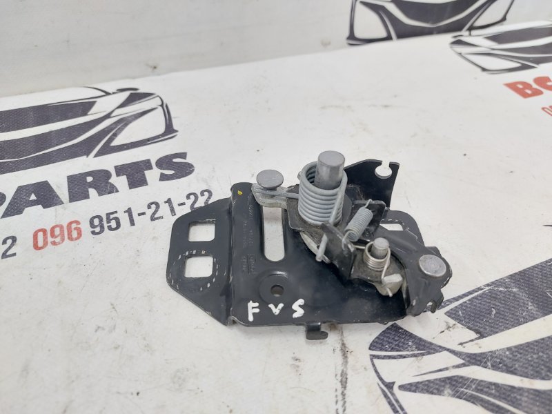 Замок капота правый Ford Fusion 2012-2020 MK5 DS7A16700 Б/У