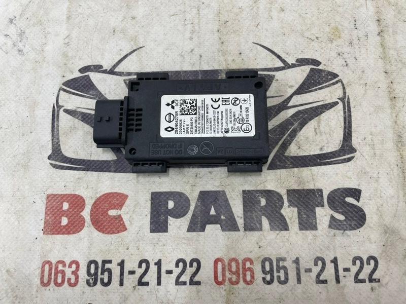 Датчик слепых зон задний Nissan Rogue 2020-2024 T33 2.5 284N04278R Б/У