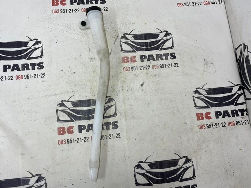 Горловина бачка стеклоомывателя Chevrolet Bolt EV 2023 427584425 Б/У