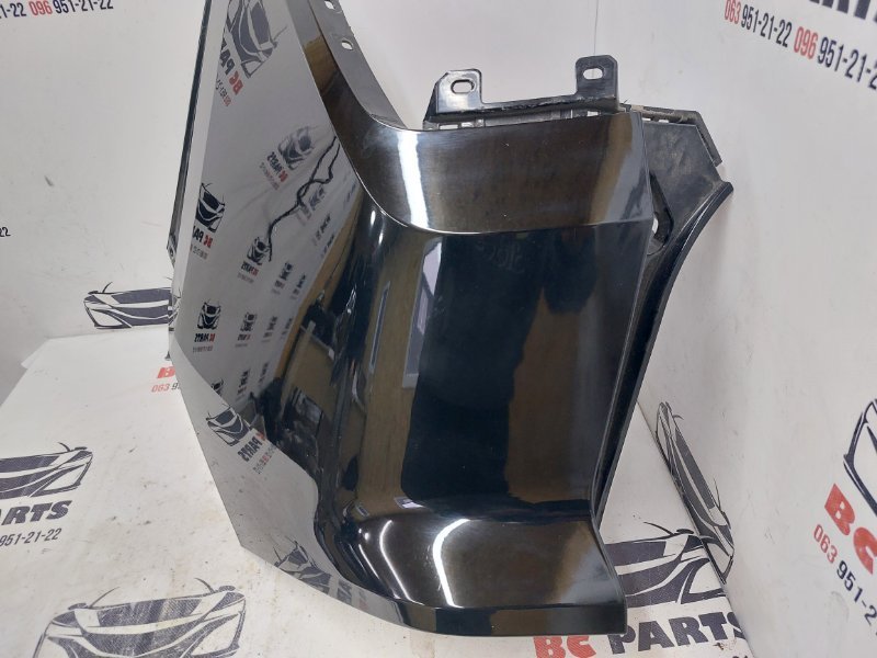 Клык бампера задний правый Nissan Rogue T33 2.5