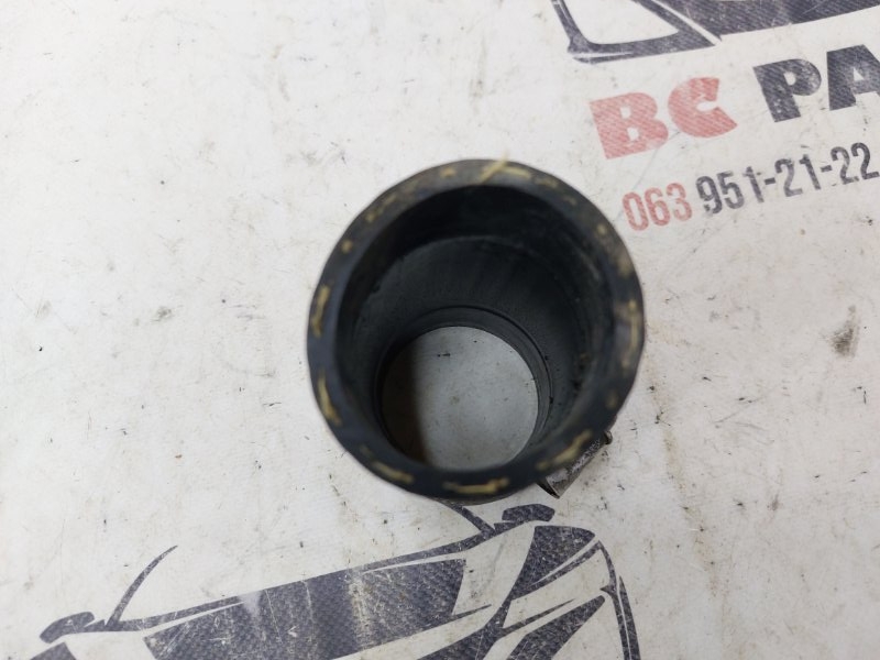 Патрубок интеркулера правый q50 2013-2021 3.0