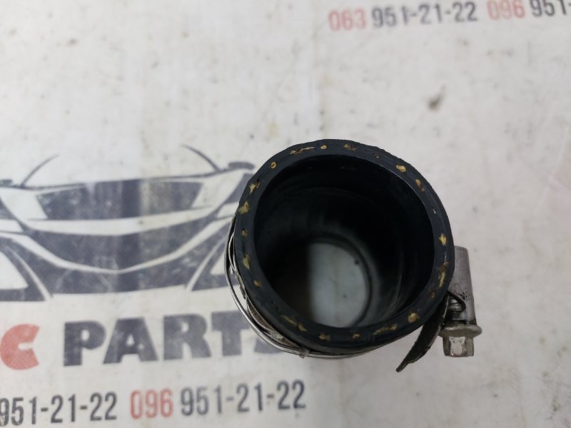 Патрубок интеркулера левый q50 2013-2021 3.0