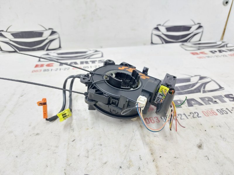 Шлейф подрулевой Sentra 2012-2021 B17 1.8 Шлейф подрулевой Sentra 2012-2021 B17 1.8