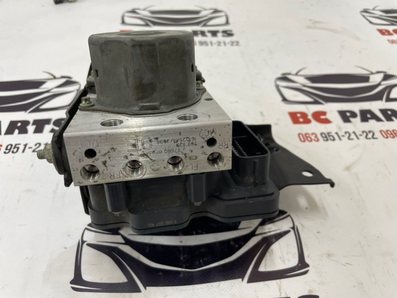 Блок ABS Nissan Rogue T32 QR25 2.5