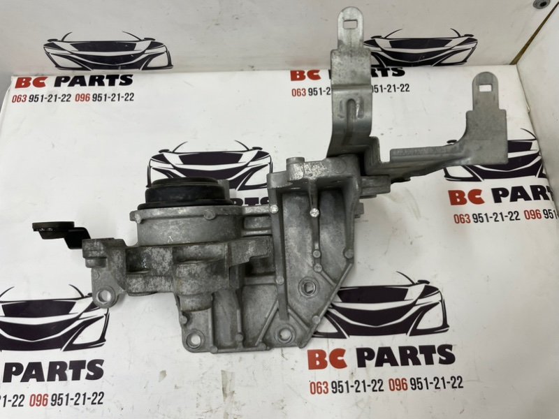 Подушка АКПП левая Nissan Rogue T32 QR25 2.5