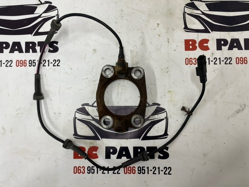 Датчик ABS задний Nissan Rogue 2017 T32 QR25 2.5 479004BF0A Б/У