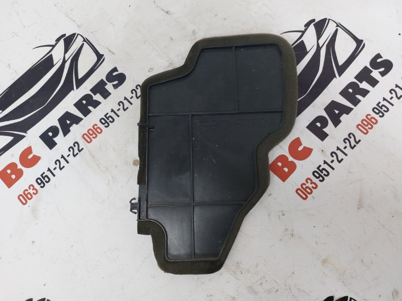 Накладка задняя левая Nissan Rogue 2021 T33 2.5 788196RR0A Б/У