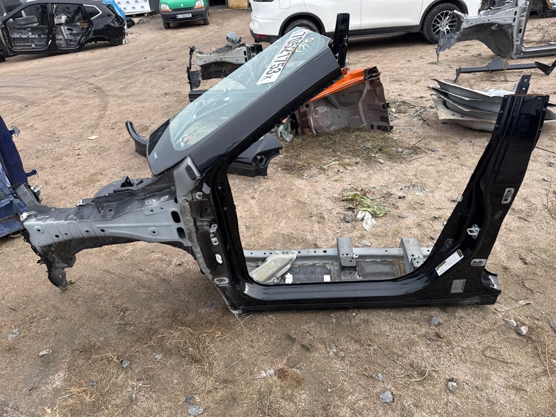 Запчасть четверть передний левый Nissan Rogue 2019 T32 QR25 2.5 контрактная Четверть передний левый Nissan Rogue 2019 T32 QR25 2.5 контрактная