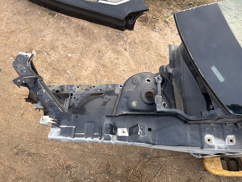 Часть кузова левый Rogue 2019 T32 QR25 2.5