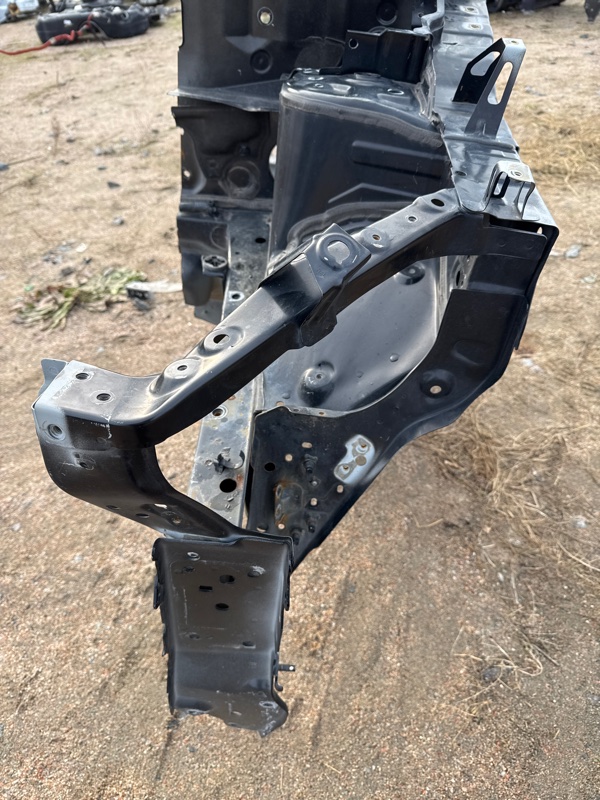 Часть кузова левый Rogue 2019 T32 QR25 2.5