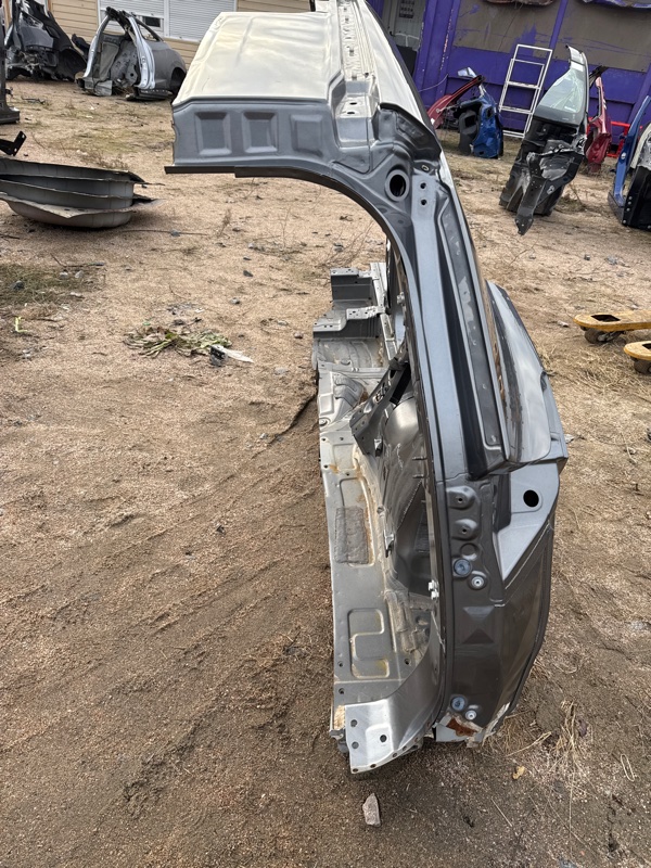 Часть кузова правый Rogue 2021 T33 2.5