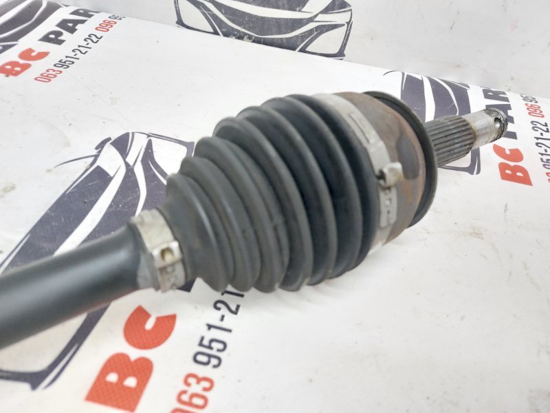 Привод ( полуось) передний левый Rogue 2018 T32 QR25 2.5