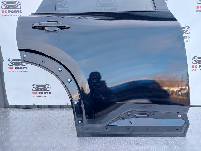 Дверь боковая задняя правая Rogue 2021 T33 2.5