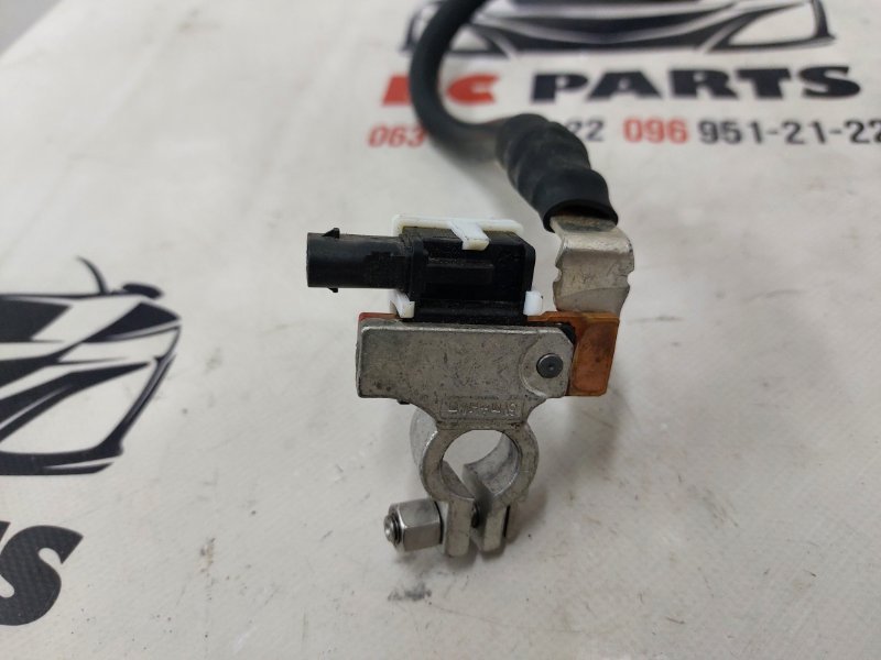 Клемма аккумулятора Q5 2016 3.0