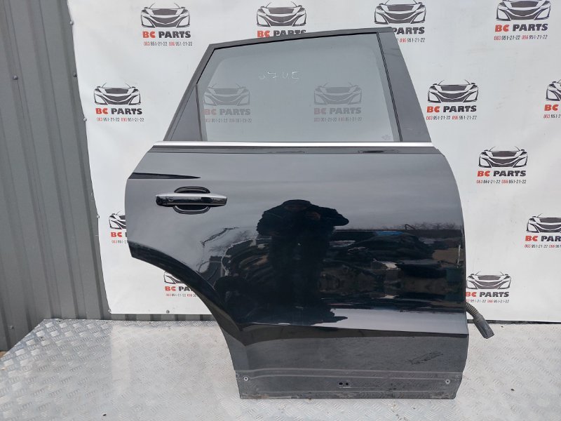 Дверь боковая задняя правая Audi Q5 2016 3.0 8R0833052B Б/У