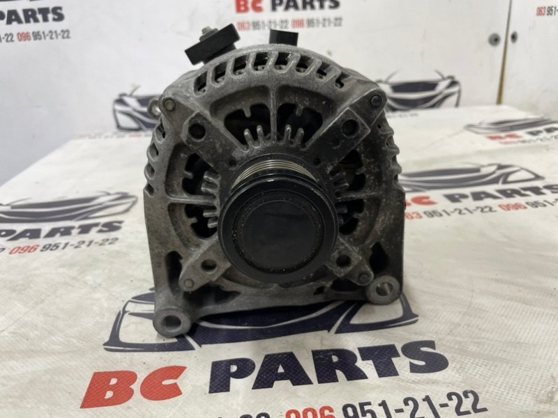Запчасть генератор Bmw 3 2012-2019 F30 2.0 12317605478 Б/У Генератор Bmw 3 2012-2019 F30 2.0 12317605478 Б/У