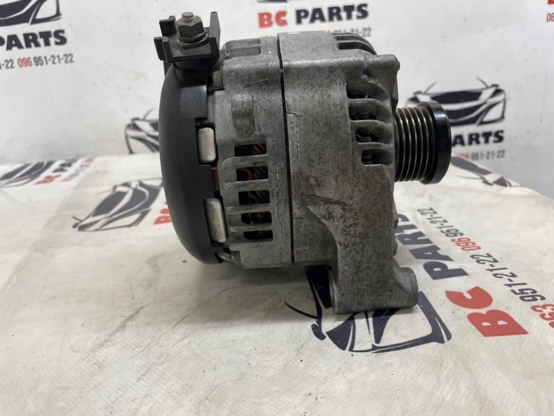 Генератор Bmw 3 F30 2.0 Генератор Bmw 3 F30 2.0