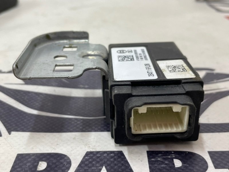 Блок gateway Nissan Rogue Sport J11 2.0