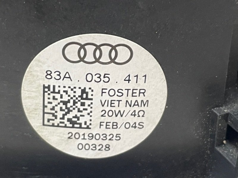 Динамик задний правый Q3 2019-2024 83A 2.0