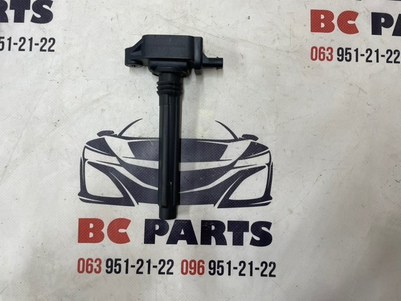 Катушка зажигания Dodge Journey 2011-2020 KL 3.6 05149168AI Б/У