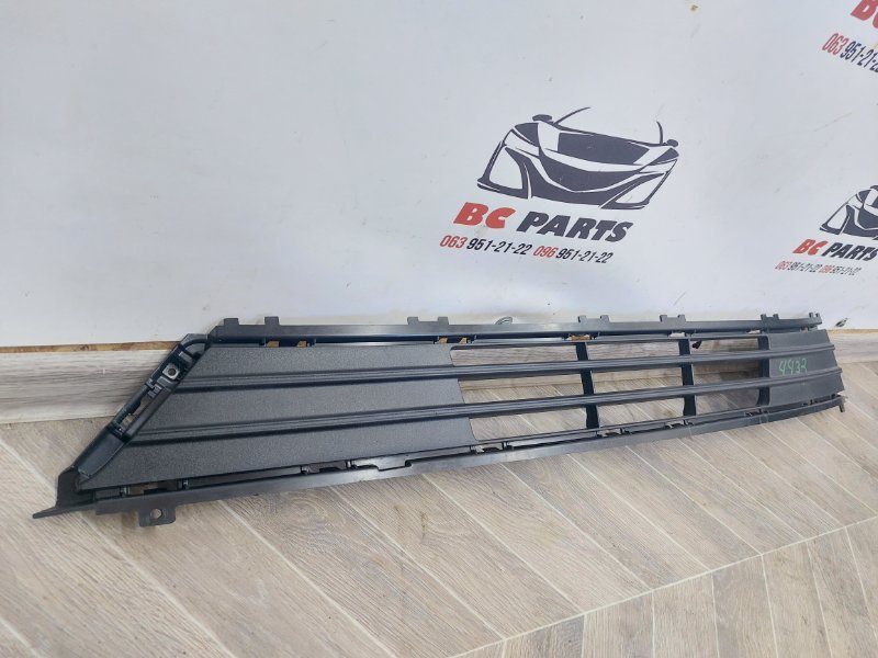 Решетка в бампер Ford Fusion MK5