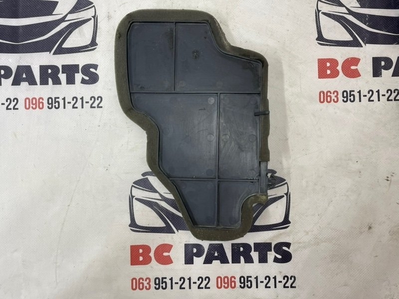 Накладка Nissan Rogue 2021 T33 2.5 788196RR0A Б/У
