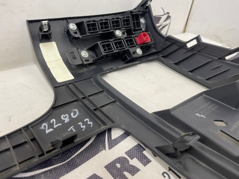 Консоль под рулевой колонкой Rogue 2021 T33 2.5